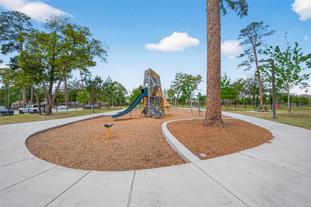 561 Cedar Harbor Court, Conroe, TX 77304