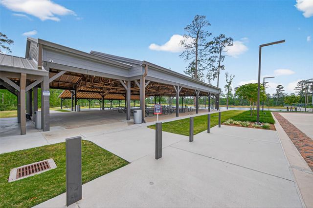 561 Cedar Harbor Court, Conroe, TX 77304