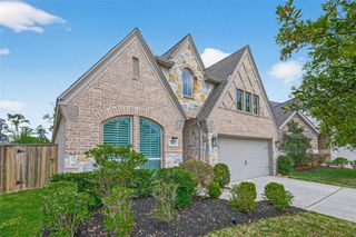 561 Cedar Harbor Court, Conroe, TX 77304