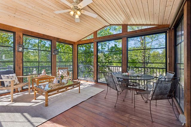 17815 32nd Place N, Plymouth, MN 55447