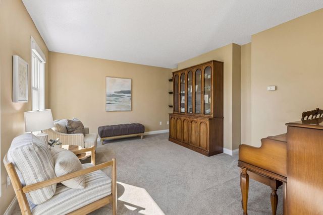17815 32nd Place N, Plymouth, MN 55447