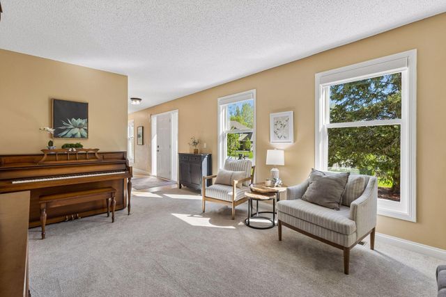 17815 32nd Place N, Plymouth, MN 55447