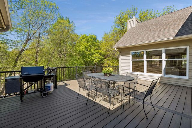 17815 32nd Place N, Plymouth, MN 55447