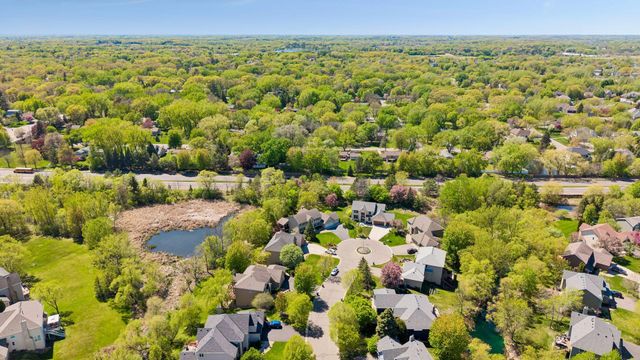 17815 32nd Place N, Plymouth, MN 55447