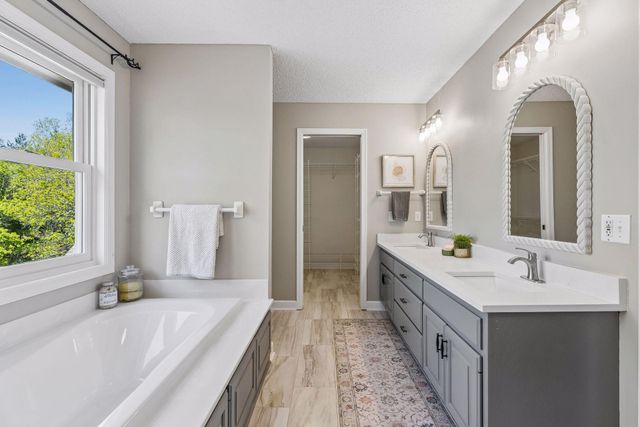 17815 32nd Place N, Plymouth, MN 55447