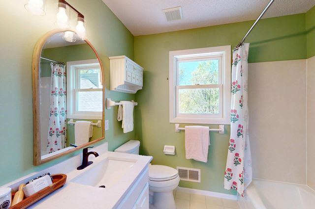 17815 32nd Place N, Plymouth, MN 55447