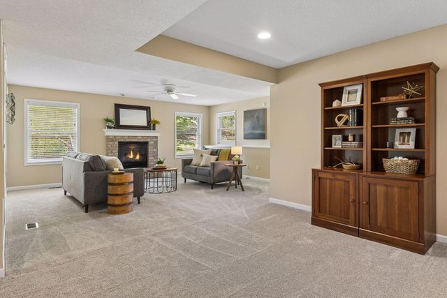 17815 32nd Place N, Plymouth, MN 55447