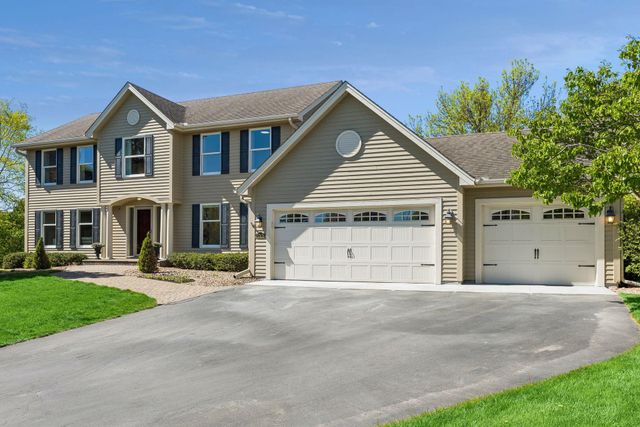 17815 32nd Place N, Plymouth, MN 55447