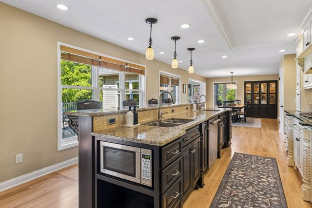 17815 32nd Place N, Plymouth, MN 55447
