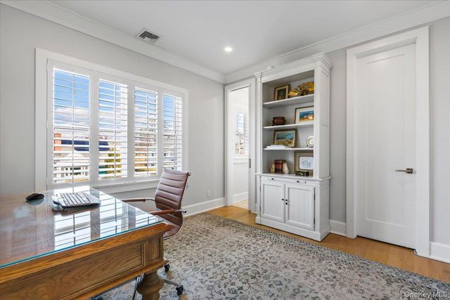 100 Dearborn Avenue, Rye, NY 10580