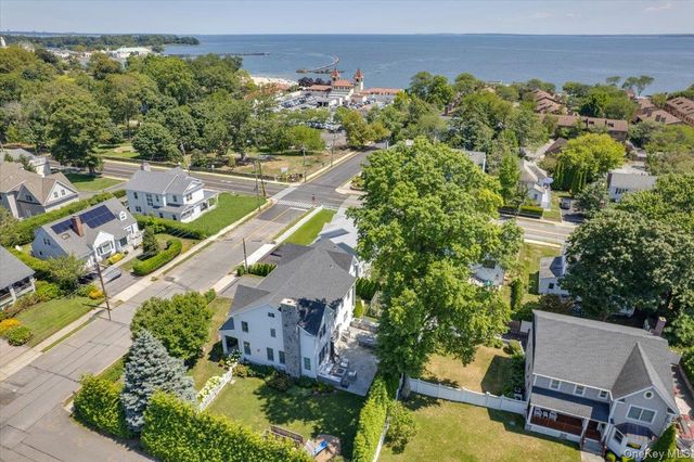 100 Dearborn Avenue, Rye, NY 10580