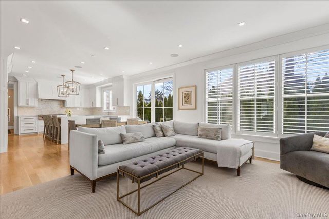 100 Dearborn Avenue, Rye, NY 10580