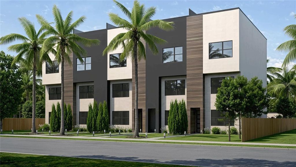 Image 4 of property listing at 371 13TH ST N, St Petersburg, FL 33705