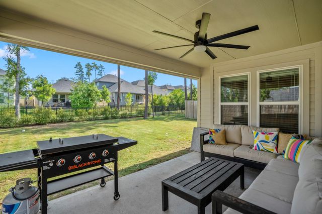 40527 Goldeneye Place, Magnolia, TX 77354