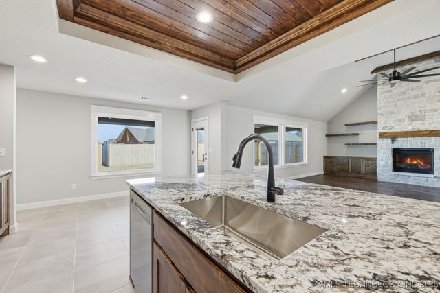 23119 E 107th Street S, Broken Arrow, OK 74014