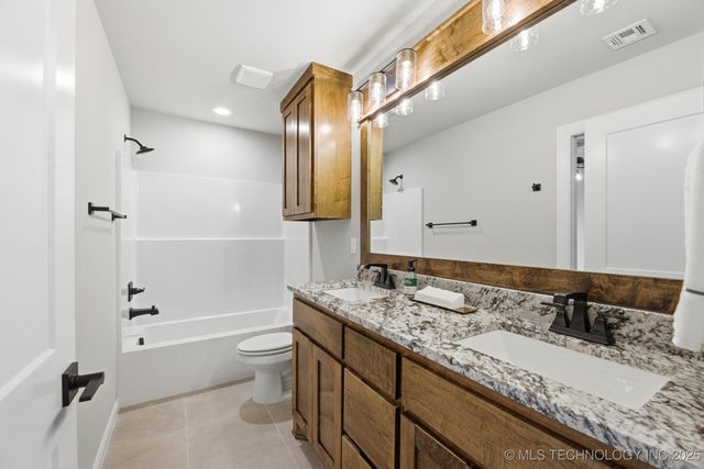 23119 E 107th Street S, Broken Arrow, OK 74014