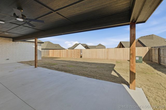 23119 E 107th Street S, Broken Arrow, OK 74014