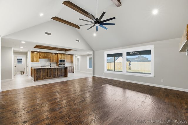 23119 E 107th Street S, Broken Arrow, OK 74014