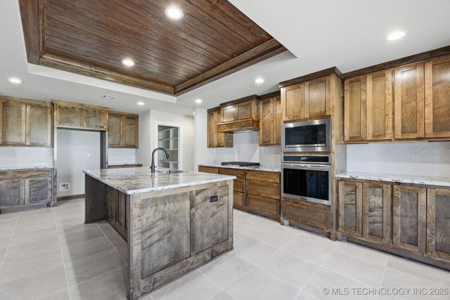 23119 E 107th Street S, Broken Arrow, OK 74014