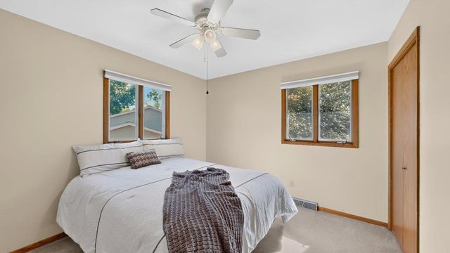 376 Norseman Court NW, Rochester, MN 55901
