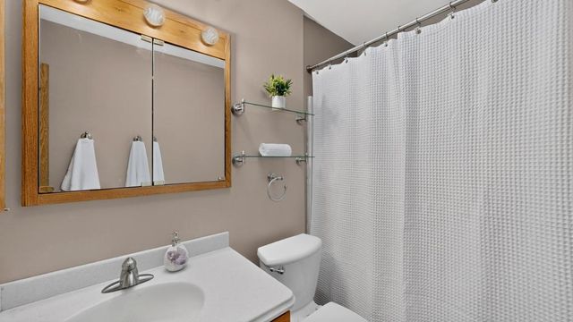 376 Norseman Court NW, Rochester, MN 55901