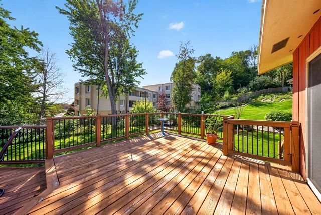 376 Norseman Court NW, Rochester, MN 55901