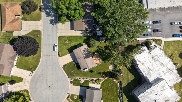 376 Norseman Court NW, Rochester, MN 55901