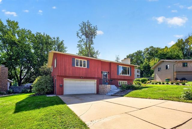 376 Norseman Court NW, Rochester, MN 55901