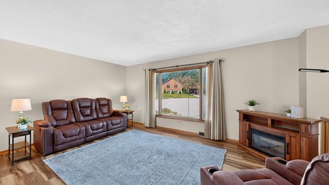 376 Norseman Court NW, Rochester, MN 55901