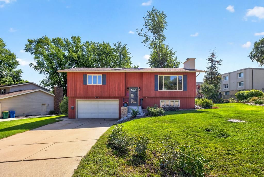 376 Norseman Court NW, Rochester, MN 55901