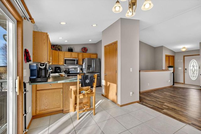 339 2nd Street, Brooklyn, WI 53521