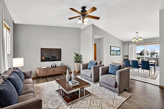 339 2nd Street, Brooklyn, WI 53521