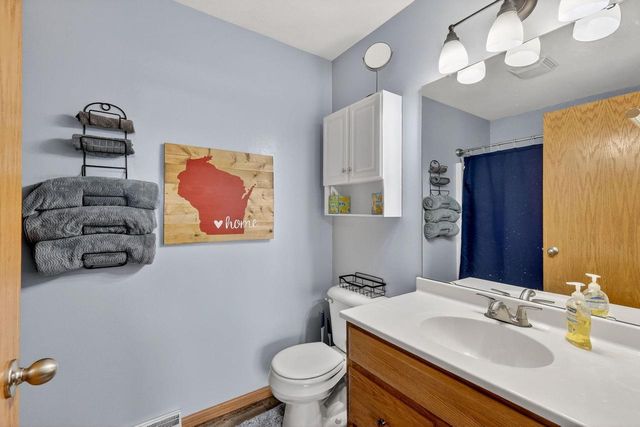 339 2nd Street, Brooklyn, WI 53521