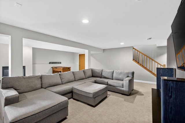 339 2nd Street, Brooklyn, WI 53521