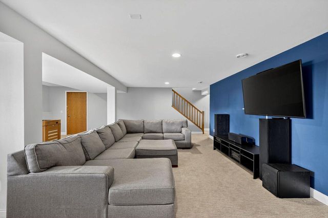 339 2nd Street, Brooklyn, WI 53521