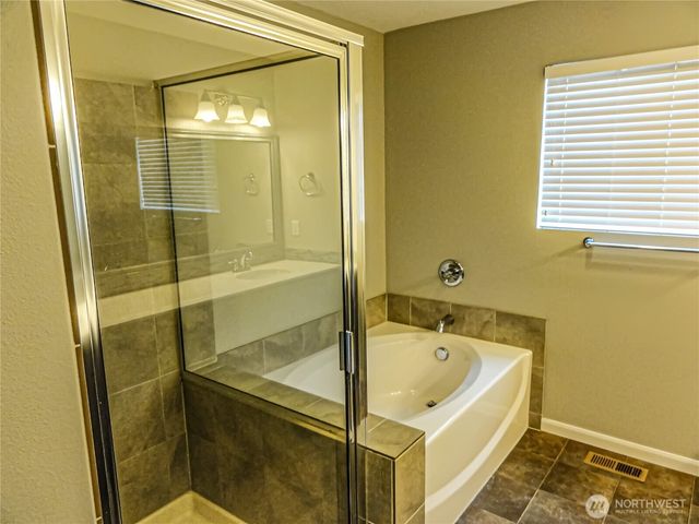 4368 Chatterton Avenue SW, Port Orchard, WA 98367