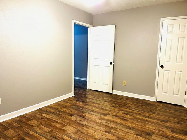 14515 Duncannon Drive, Houston, TX 77015