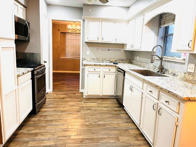 14515 Duncannon Drive, Houston, TX 77015