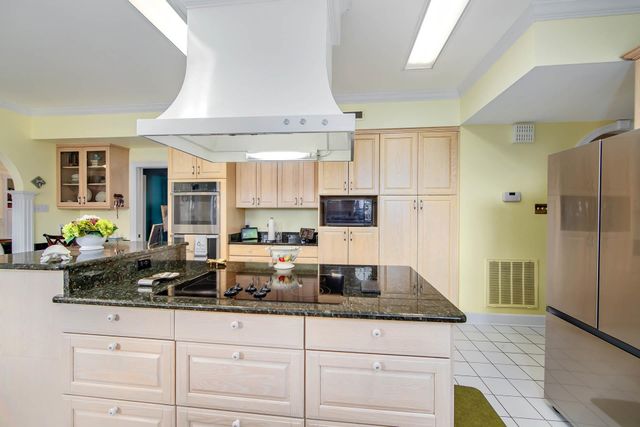 302 Keystone Loop, Houma, LA 70360