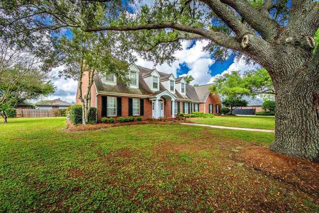 302 Keystone Loop, Houma, LA 70360