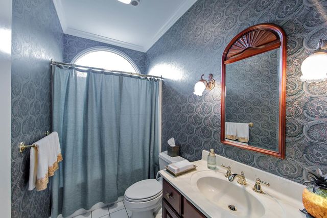 302 Keystone Loop, Houma, LA 70360