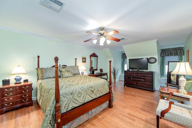 302 Keystone Loop, Houma, LA 70360