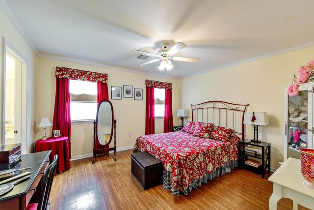 302 Keystone Loop, Houma, LA 70360