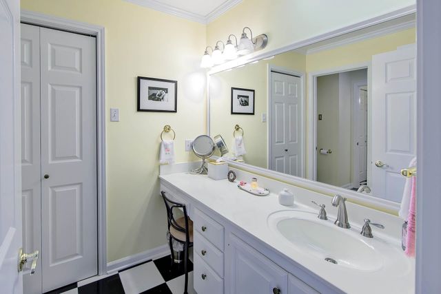 302 Keystone Loop, Houma, LA 70360
