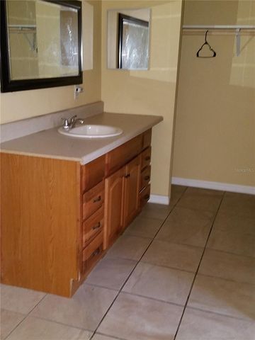 54 PINE TRACK 104F, Ocala, FL 34472