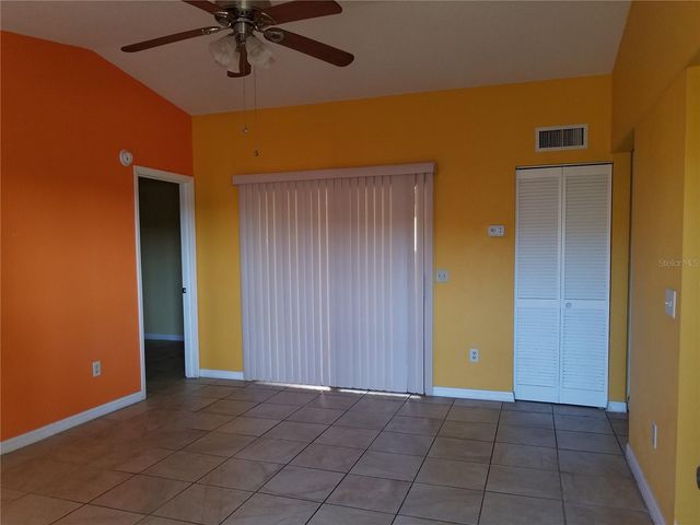 54 PINE TRACK 104F, Ocala, FL 34472
