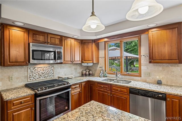 41 Mission Drive, Amherst, NY 14051