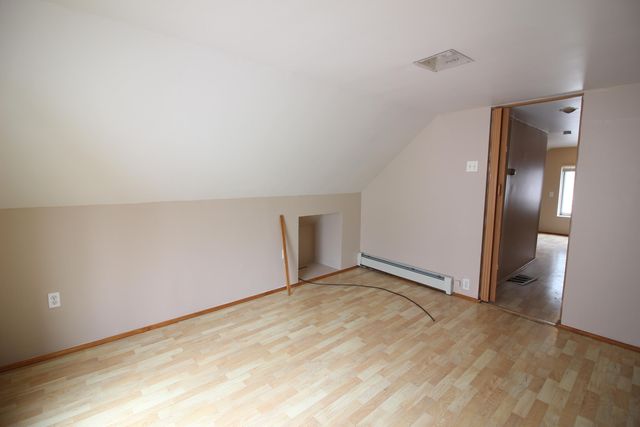 22779 Almond Avenue, Eastpointe, MI 48021