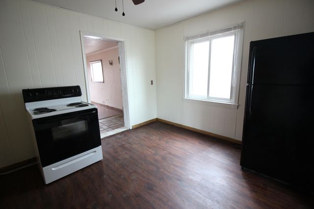 22779 Almond Avenue, Eastpointe, MI 48021