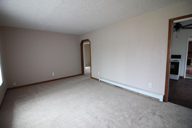 22779 Almond Avenue, Eastpointe, MI 48021